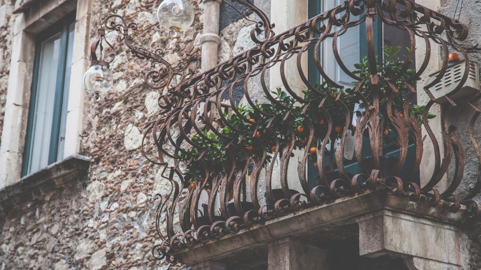 حواجز وهندريل للشرفات والمنصات